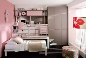 Alt='creative ideas for small bedrooms"